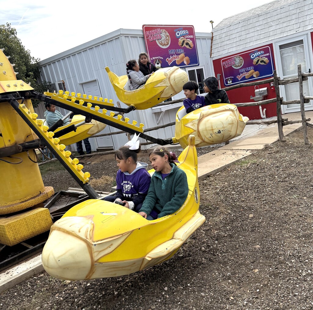 26.10.28 - Dillman 2nd Grade Field Trip