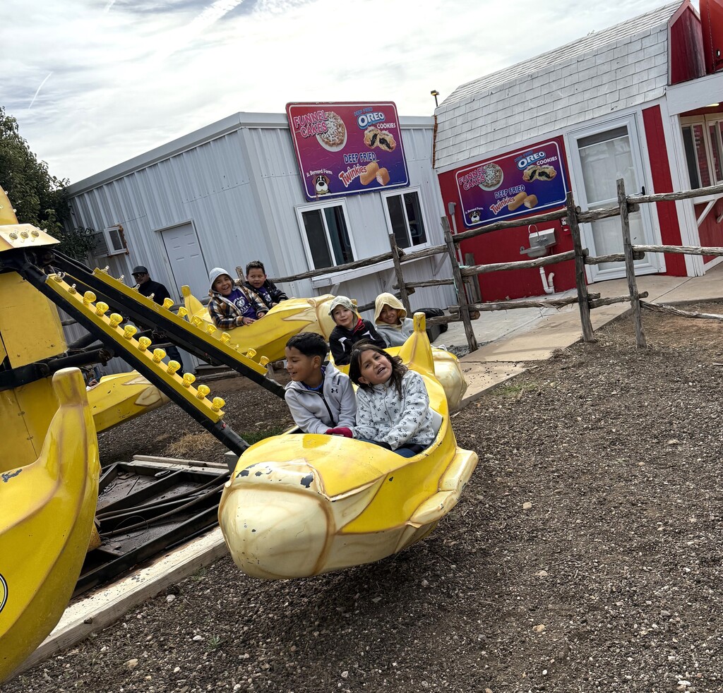 26.10.28 - Dillman 2nd Grade Field Trip