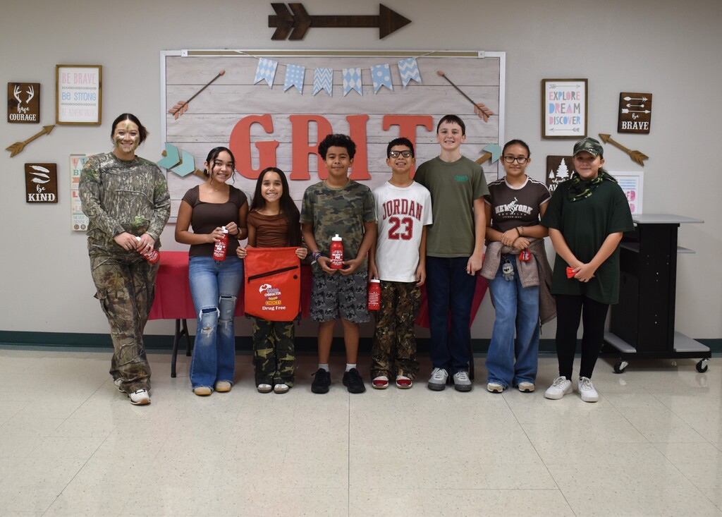 26.10.29 - Camo Day for Red Ribbon Week
