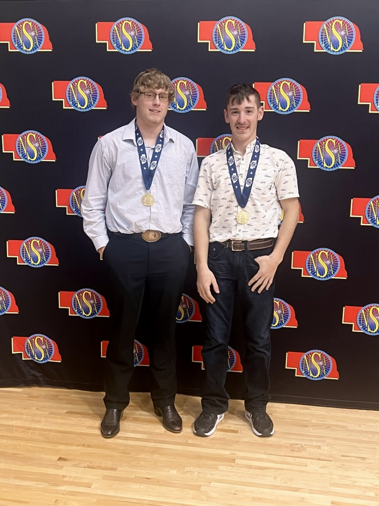 Daniel Wright & Hunger Brown with their Championship medals