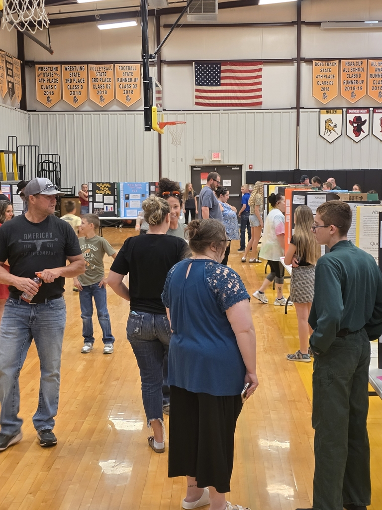 listening to studenta