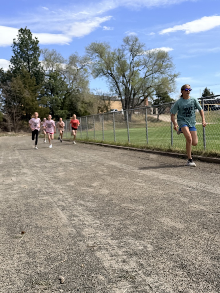 Girls 300 Yard Dash