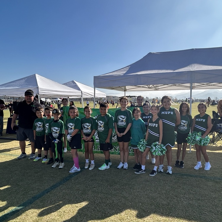 cheer and football teams 3/4