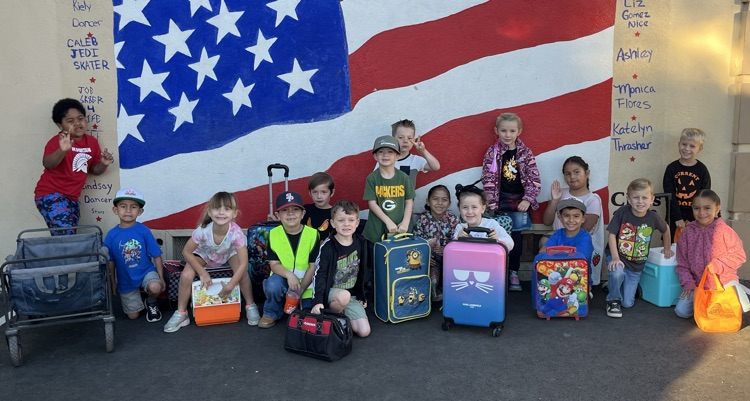 Kinder gets creative