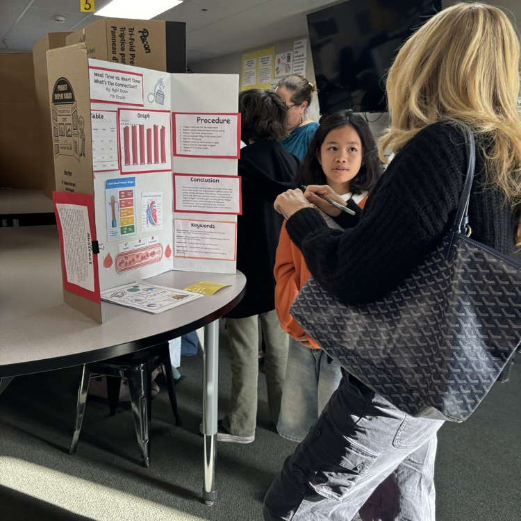 7th Mupu Science Fair! 🧪 🧫 