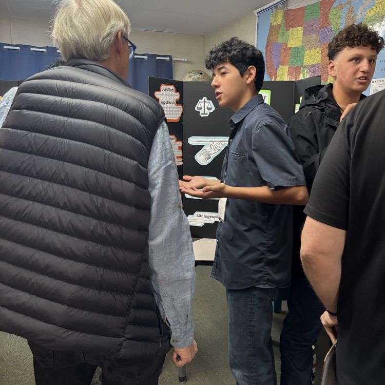 8th Mupu Science Fair! 🧪 🧫 