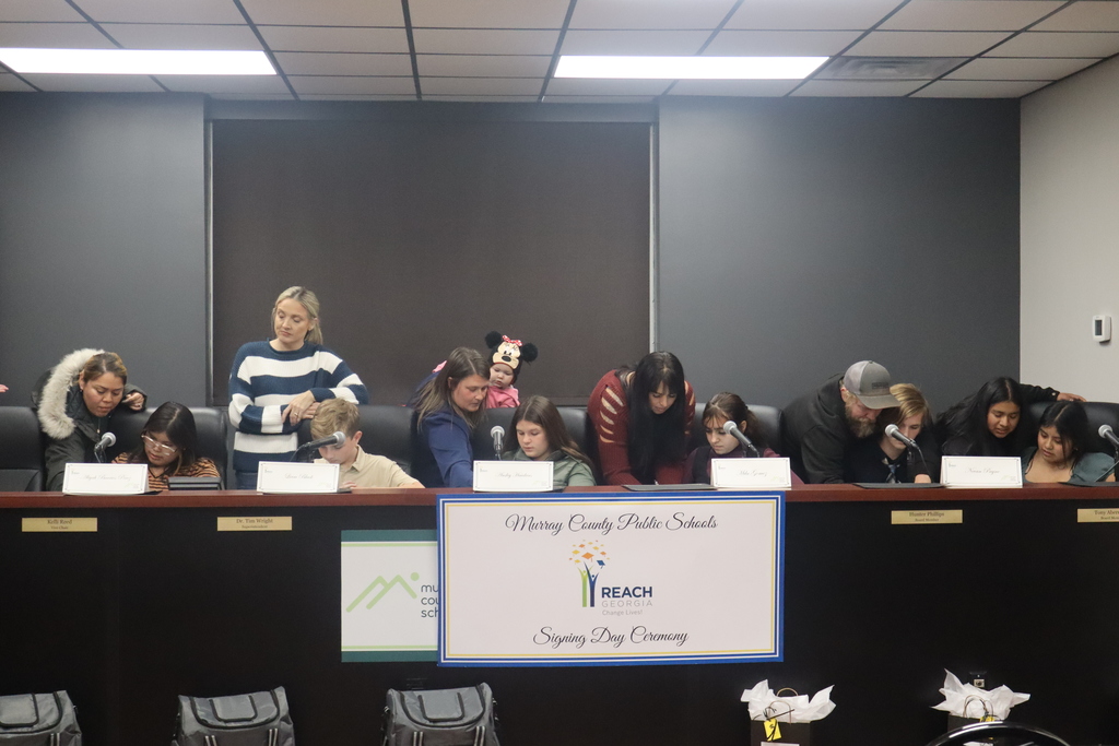 2025 REACH Scholarship Students