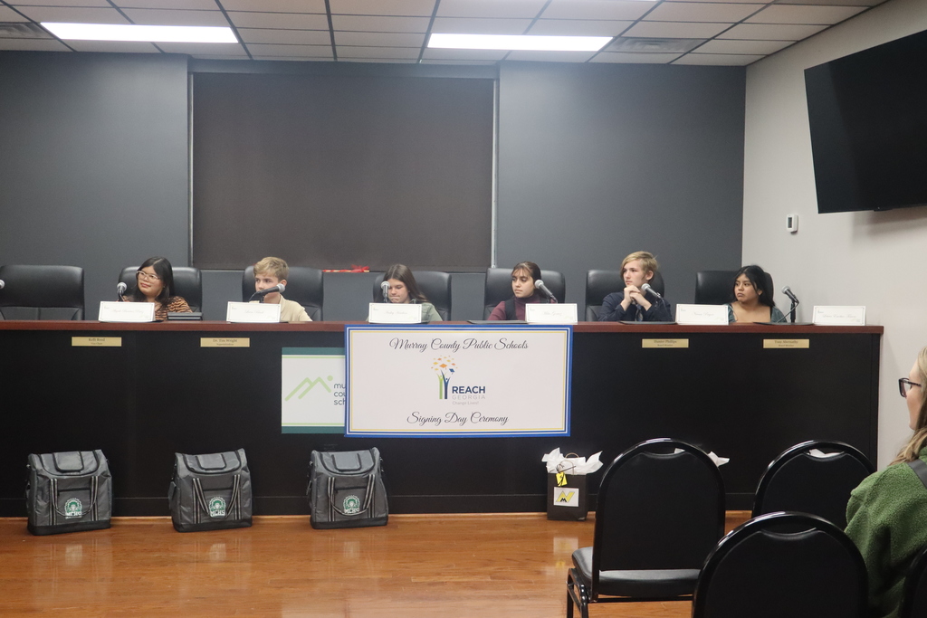 2025 REACH Scholarship Students