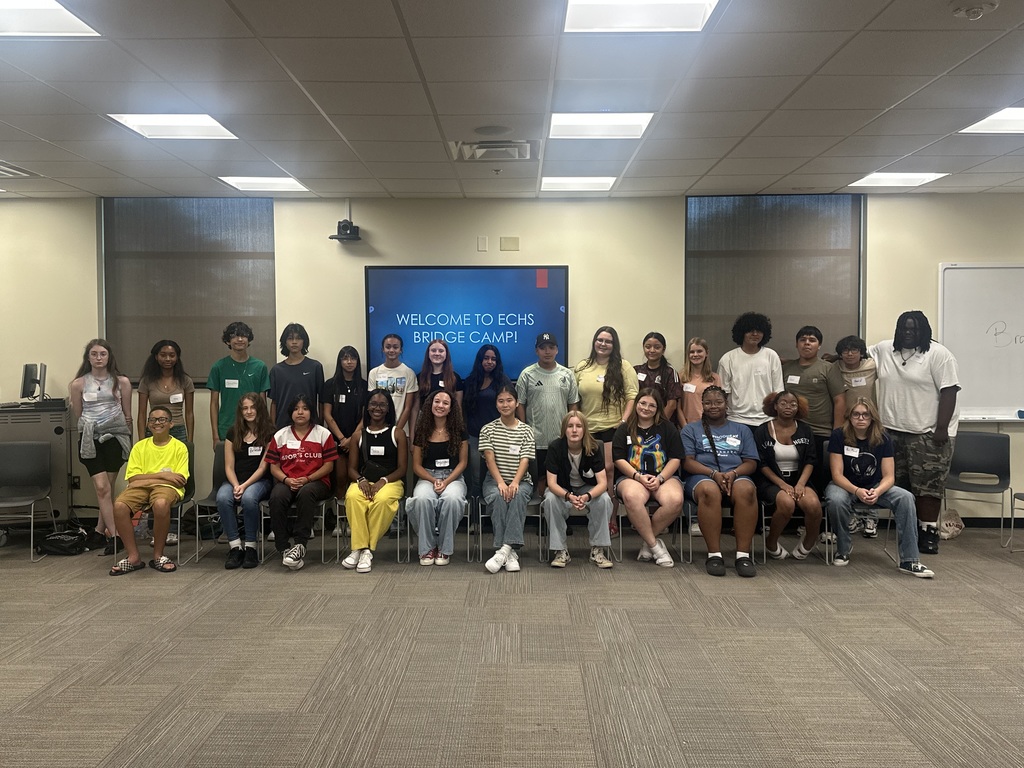 ECHS 9th Grade Group Photo