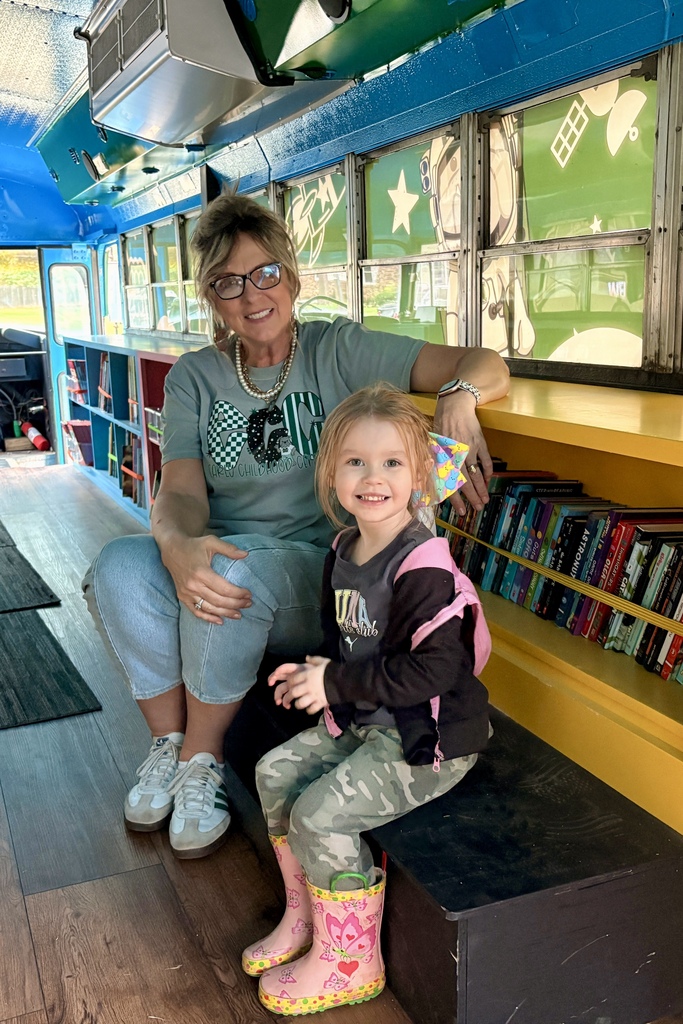 Read Play Talk Bus 