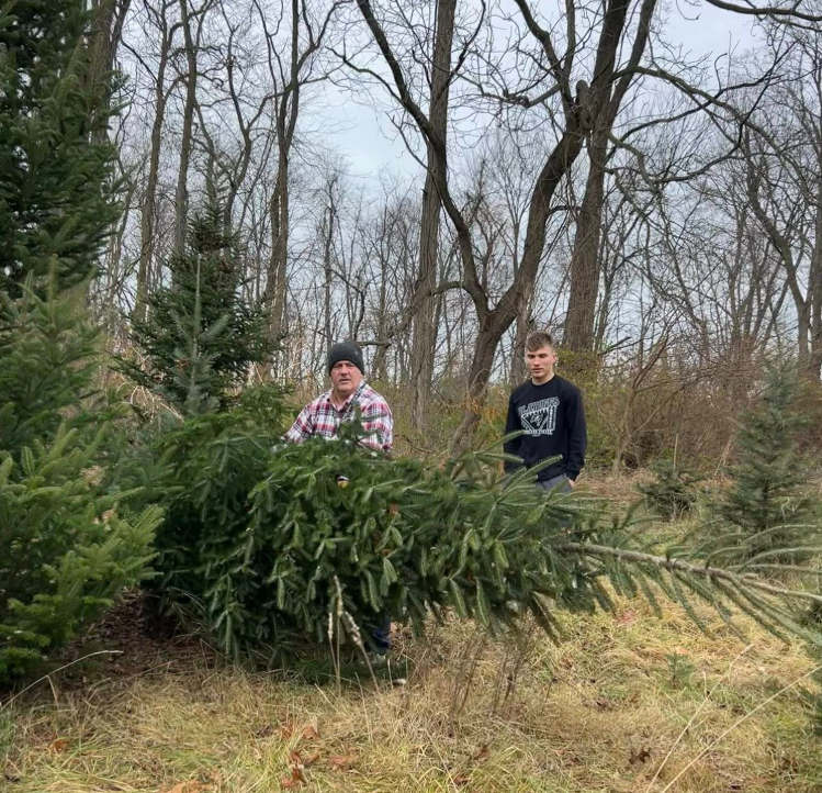 Yearbook Staff Christmas Tree 