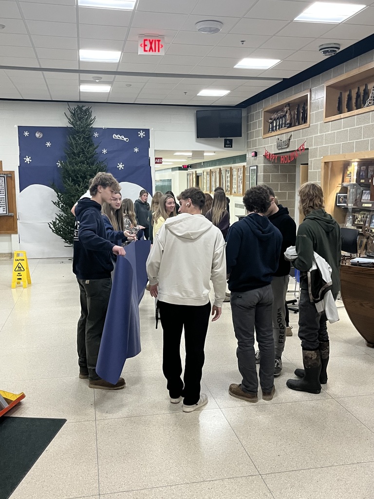 Yearbook Staff Christmas Tree 