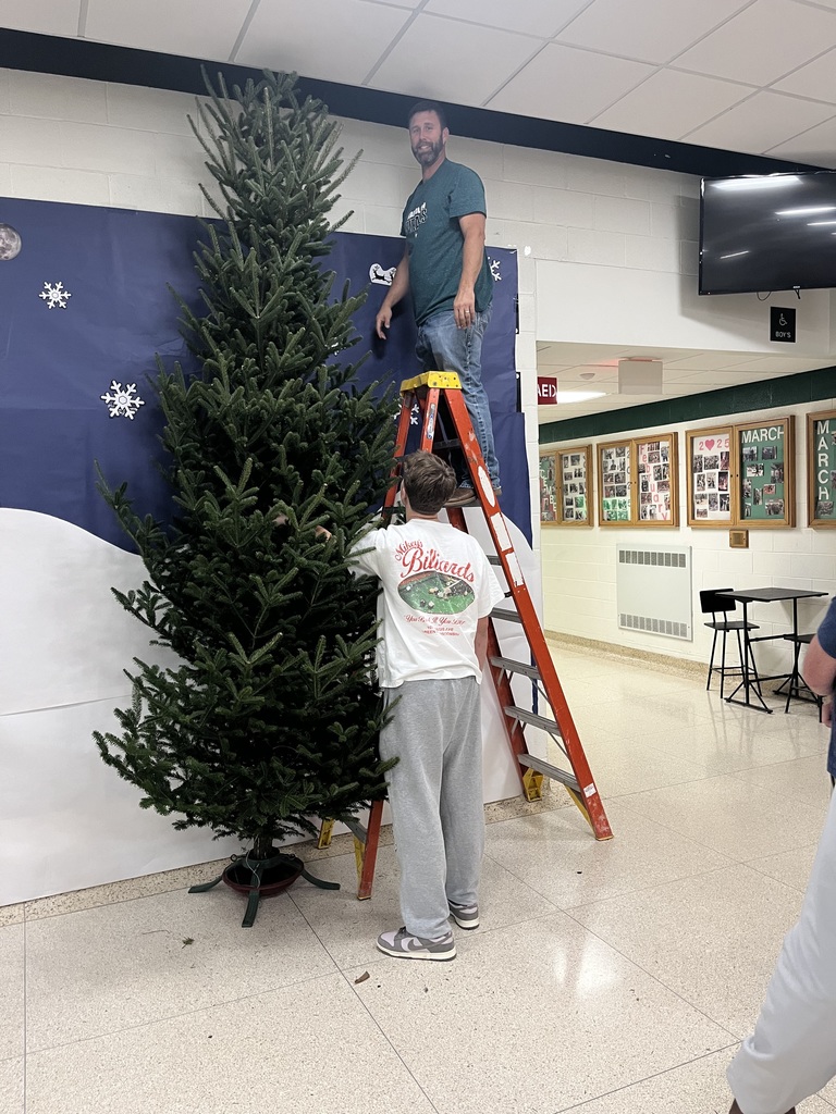 Yearbook Staff Christmas Tree 