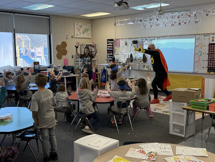 Zero the Hero talking with students