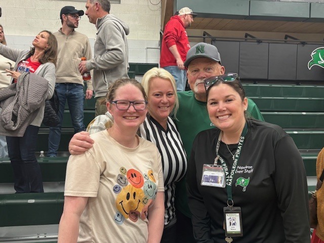 Girls Basketball Table Team