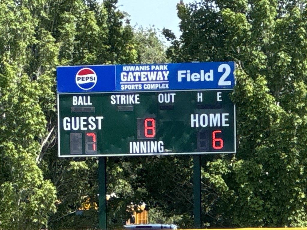 Comets Defeat Sunnyside Christian