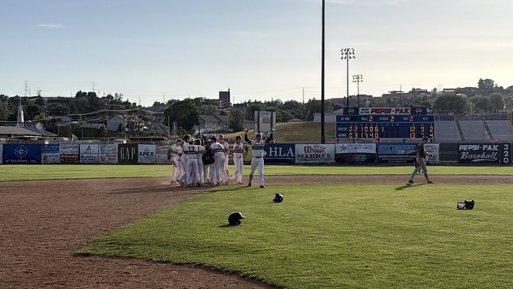 Baseball Semifinal