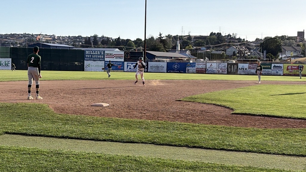 Baseball Semifinal