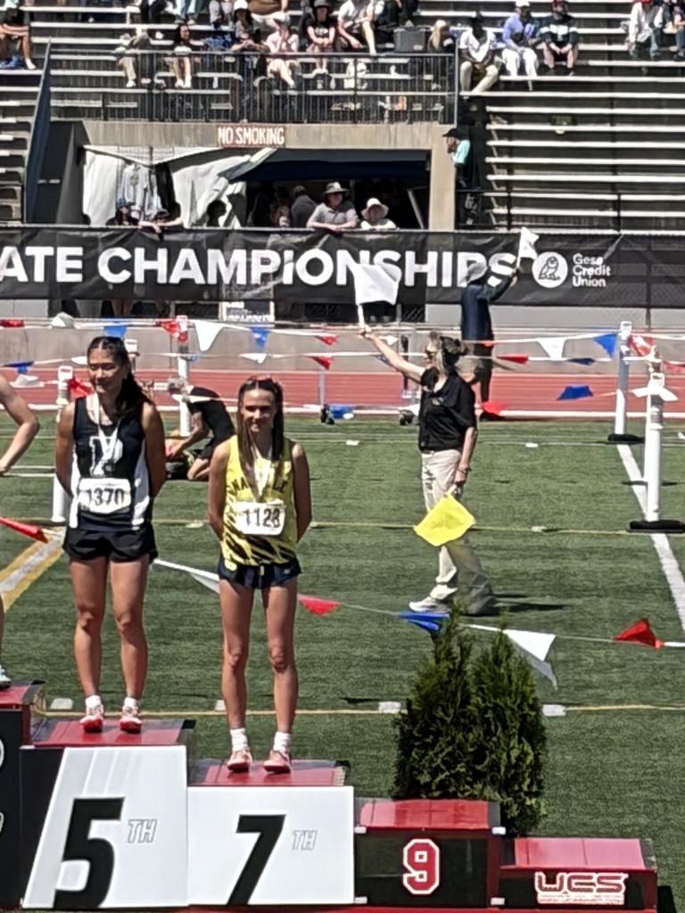 Our 300m hurdlers!