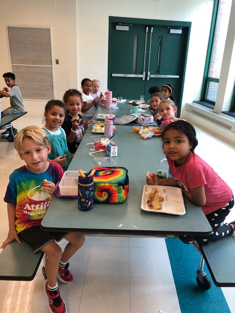 First grade students at MRE eat lunch togther in the cafeteria.