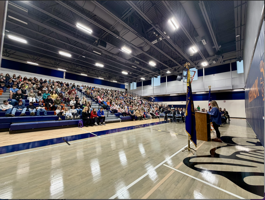 Today, our K–12 NK students proudly celebrated Veterans Day alongside the incredible veterans from our community. Students created heartfelt thank-you cards and drawings to display during our program, while the band filled the room with patriotic songs. 🎶  Many students were eager to step up to the microphone to personally thank our veterans for their service and sacrifice. It was a touching reminder of the importance of gratitude, community, and honoring those who have served. ❤️💙