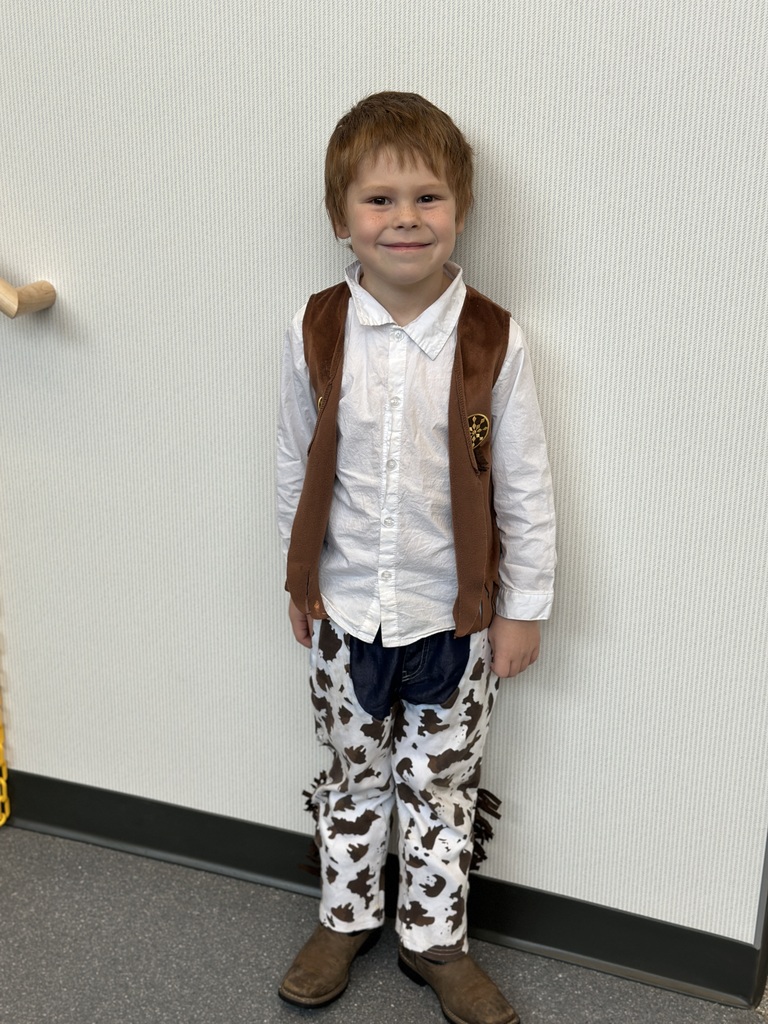 He left his horse at home today....