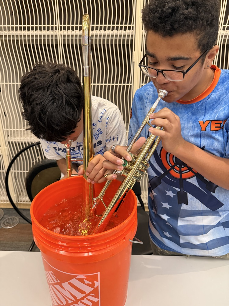 water bucket band