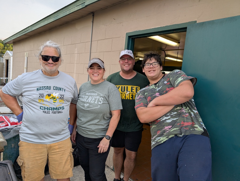 Volunteers posing for the camera