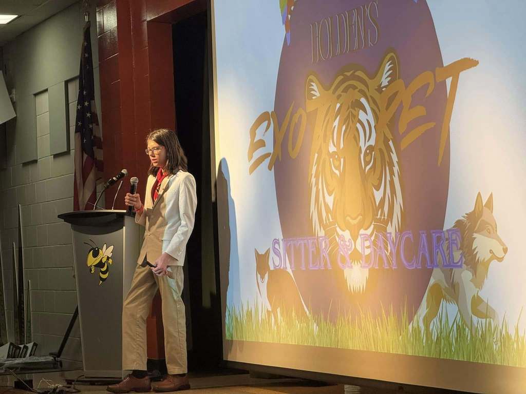 Student presenting at Shark Tank Event