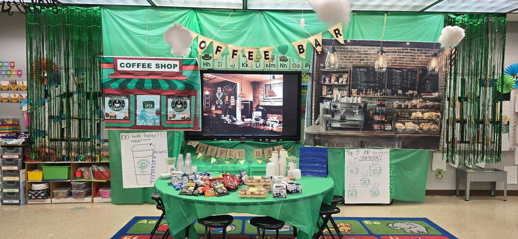 StarBOOKS cafe snacks and drinks for reading day.