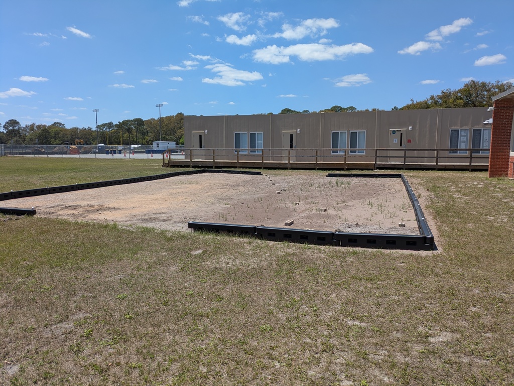 Picture of an outdoor classroom being built