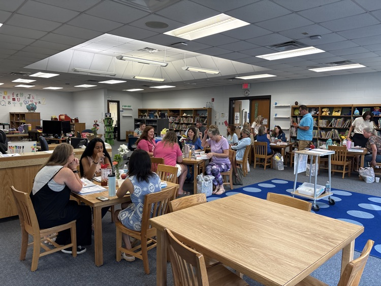 teachers and staff back to school