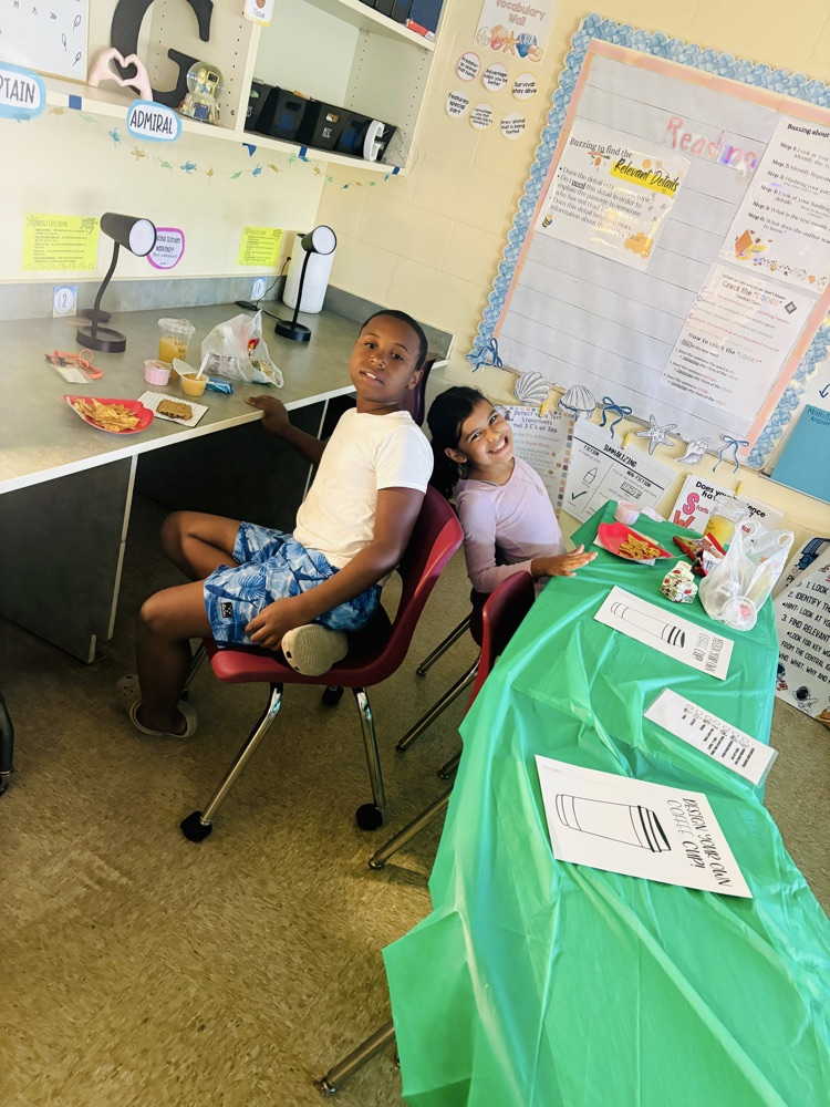 Students smile while enjoying books and special treats during their Starbooks reading experience. Reading is even sweeter when learning feels this fun! 
