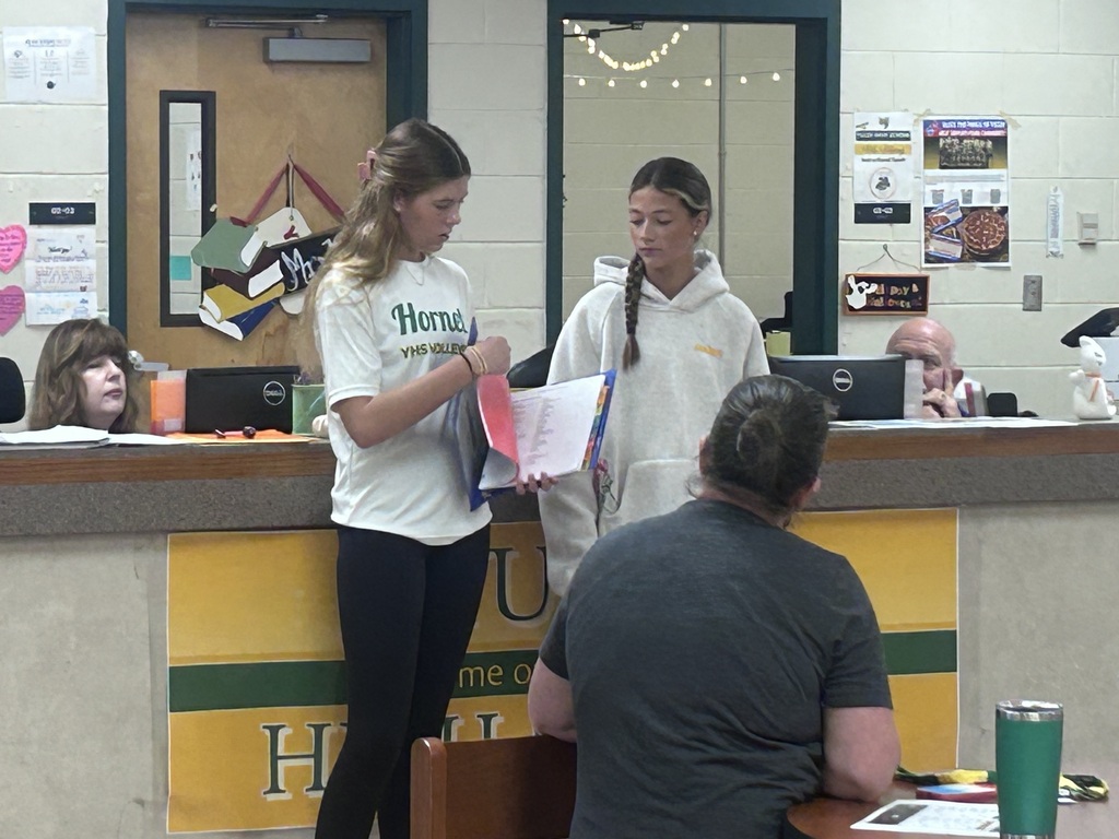 Two students at Yulee High School present AVID strategies