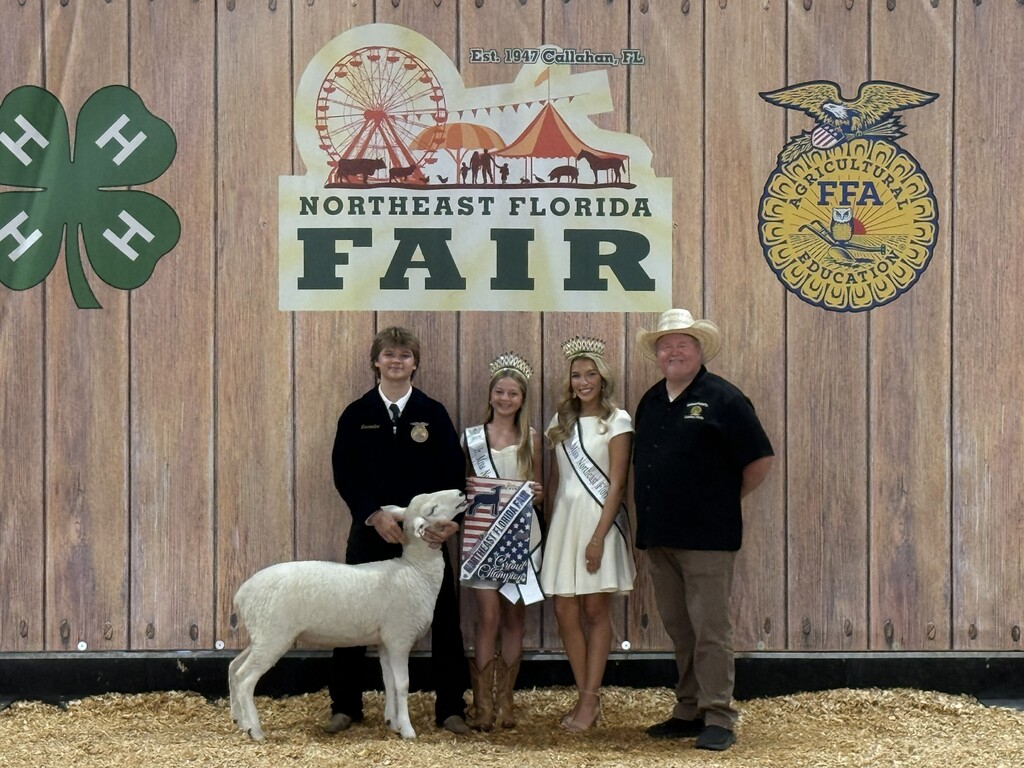 HMSHS FFA at the Northeast Florida Fair