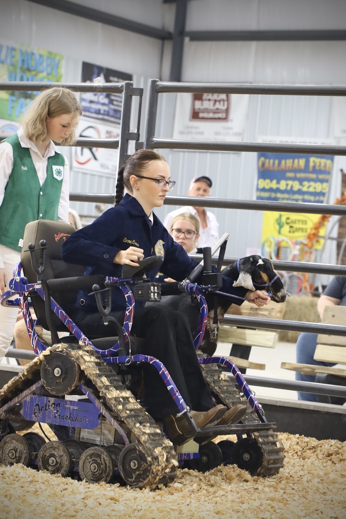 FFFA students receiving awards at the Northeast Florida Fair