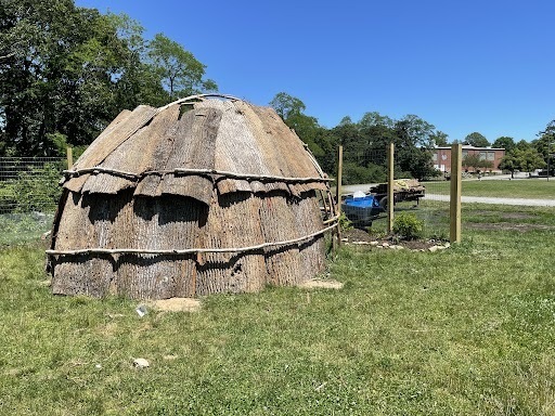 wetu