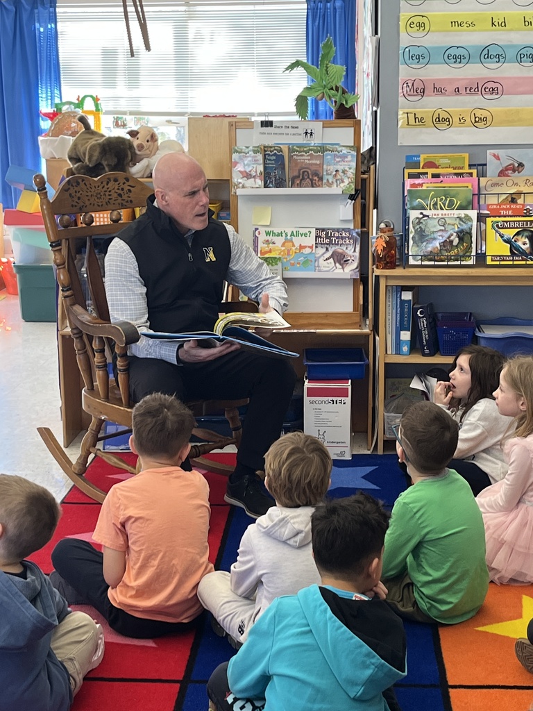 In celebration of "Read Across America," OES excitedly welcomed community members to read to our classrooms today! What a fantastic opportunity to inspire a love for reading and bring stories to life!