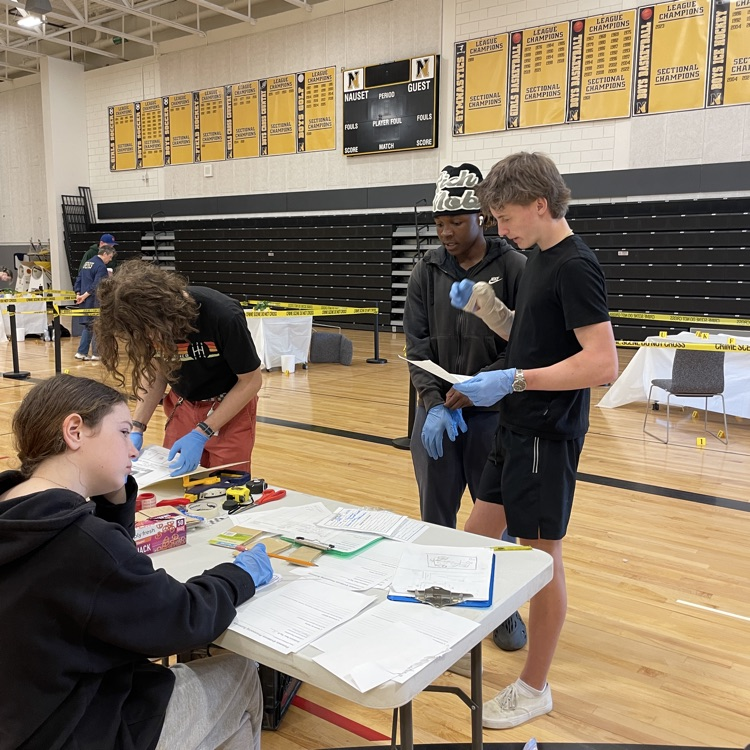 students processing crime scene