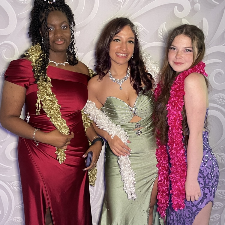 prom goers