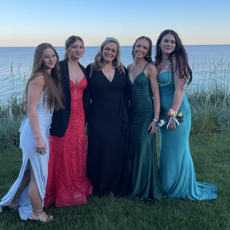 prom goers