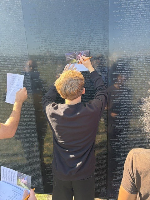 NRHS Students visit The Wall that Heals, a 3/4 scale replica of the Vietnam Memorial