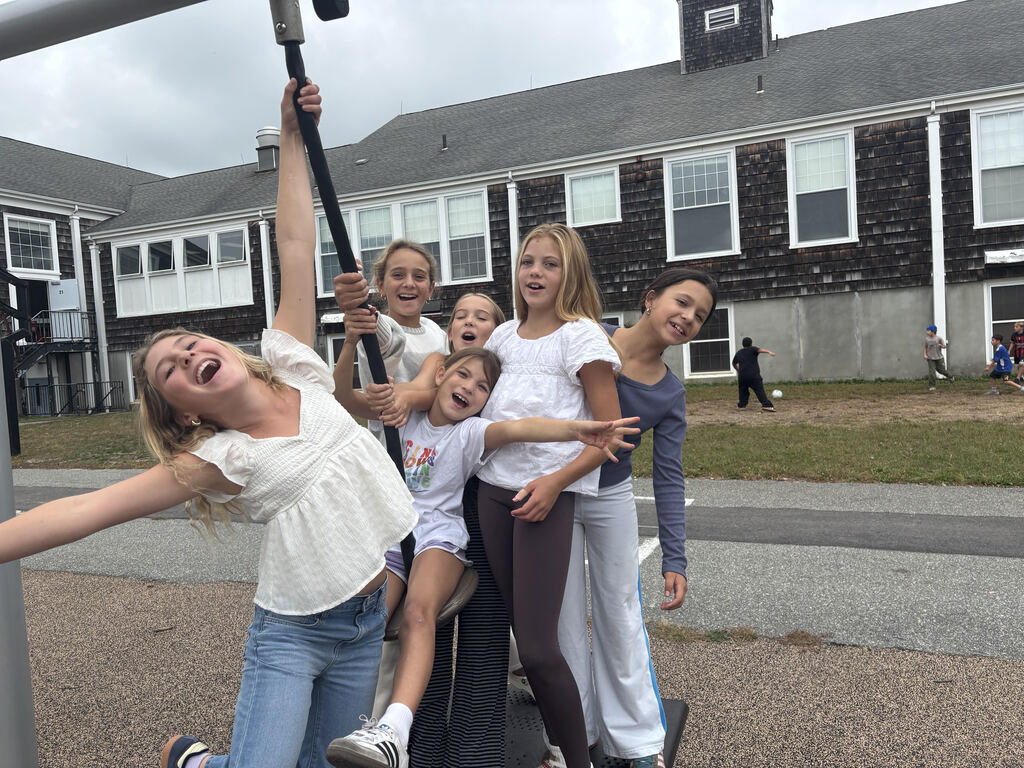 grade 5 hanging around