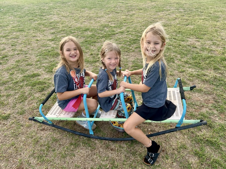 elementary at the pumpkin patch