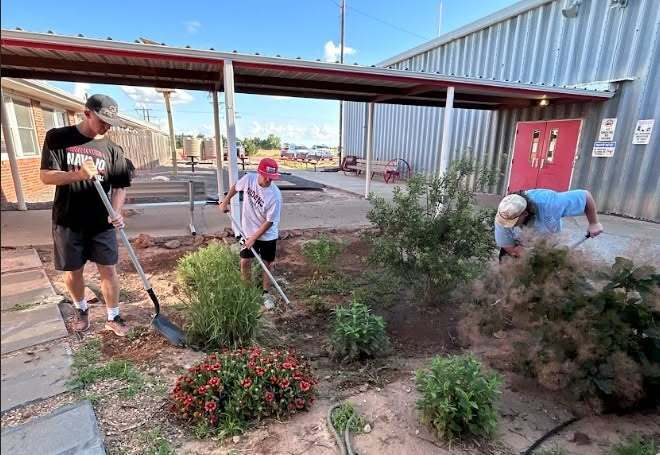 Navajo Students working on Outdoor Classroom
