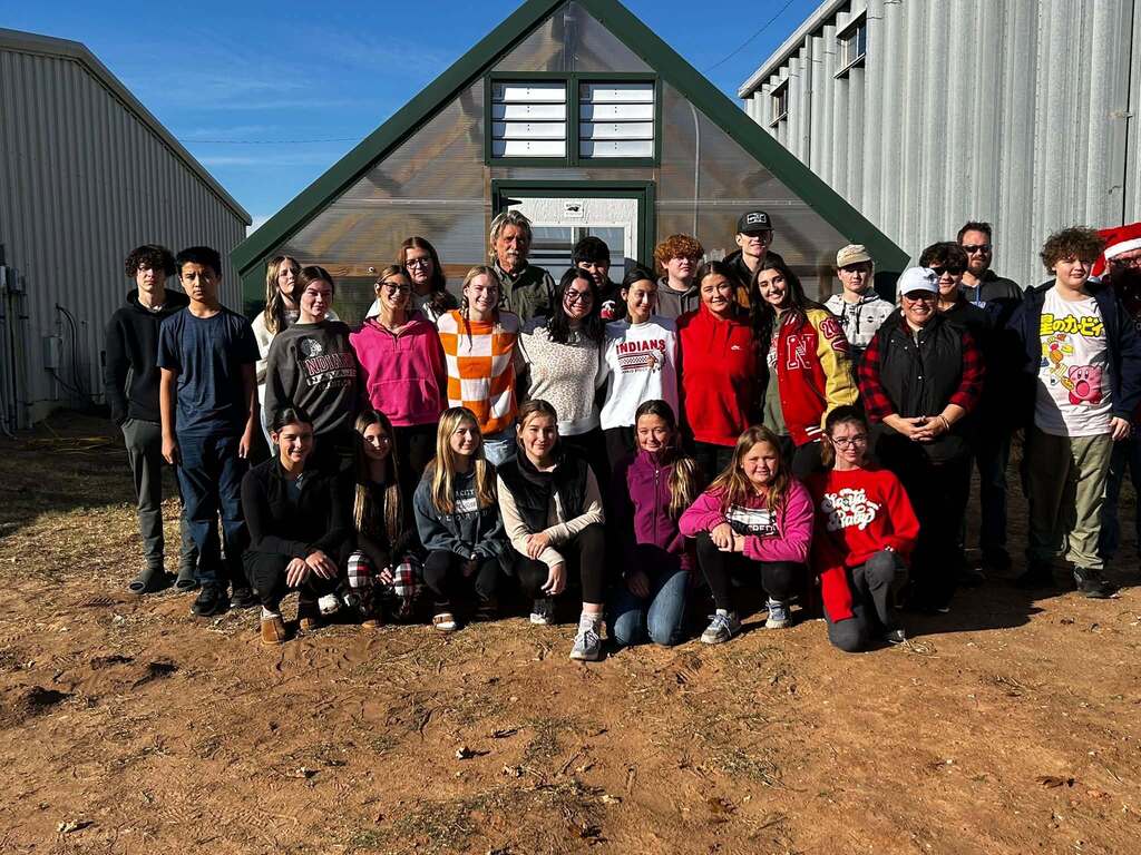 Navajo Students working on Outdoor Classroom