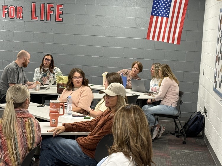 teachers discussing