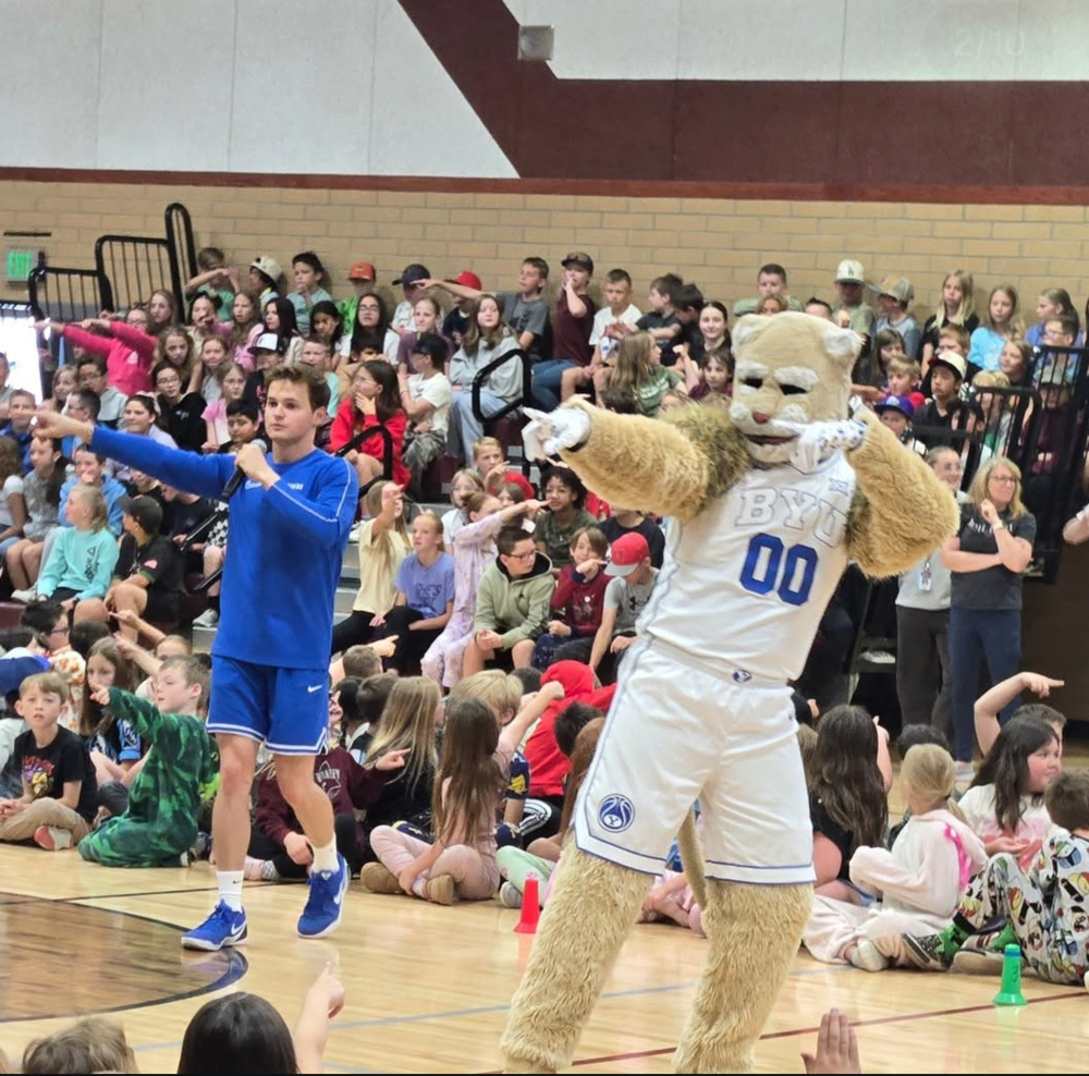 BYU Dunk team assembly