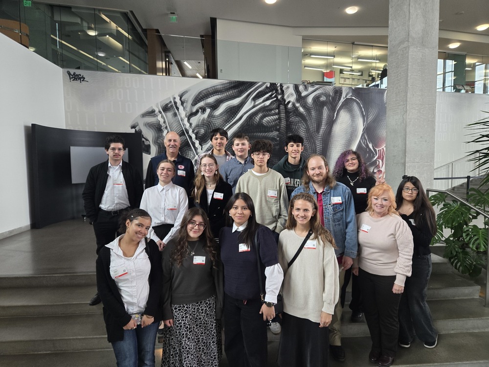 FBLA students attend business tour