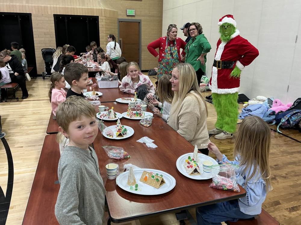 1st grade gingerbread houses